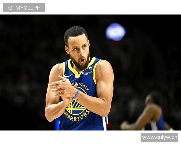 库里赞霍福德篮球智商高经验丰富能灵活适应阵容提升球队化学反应