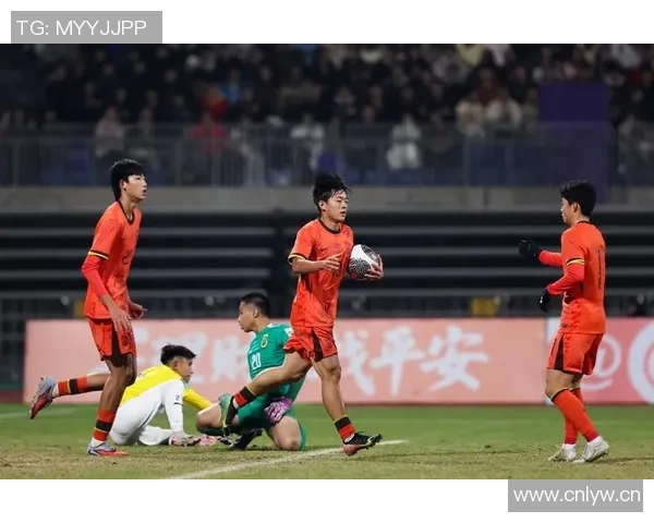 赵松源再添进球U16国少在第78分钟将比分扩大至12-0领先文莱