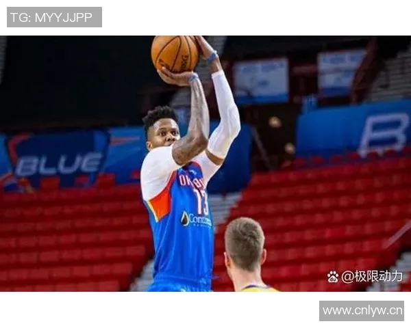 罗威半场表现平平犯规过多仅得4分5板1断1帽影响球队战局