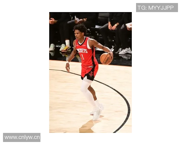 乌度卡称赞阿门表现出色助攻篮板双双亮眼并成功限制布克