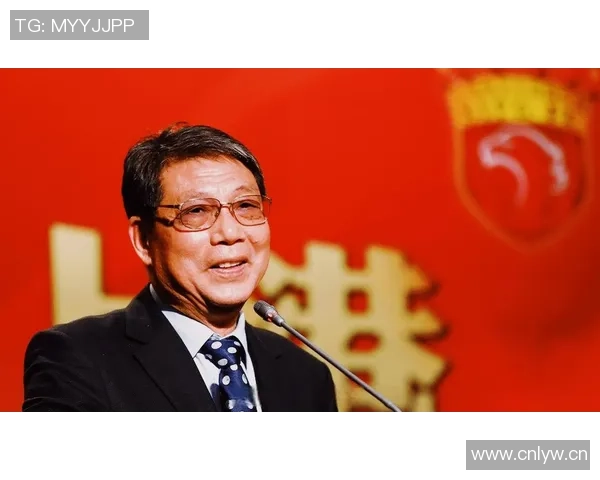 徐根宝寄语海港俱乐部助力国家队培养优秀球员共同迈向世界杯梦想