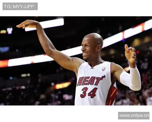 克莱三分火力全开全场9投6中贡献18分助力球队胜利 克莱三分火力全开全场9投6中贡献18分助力球队胜利