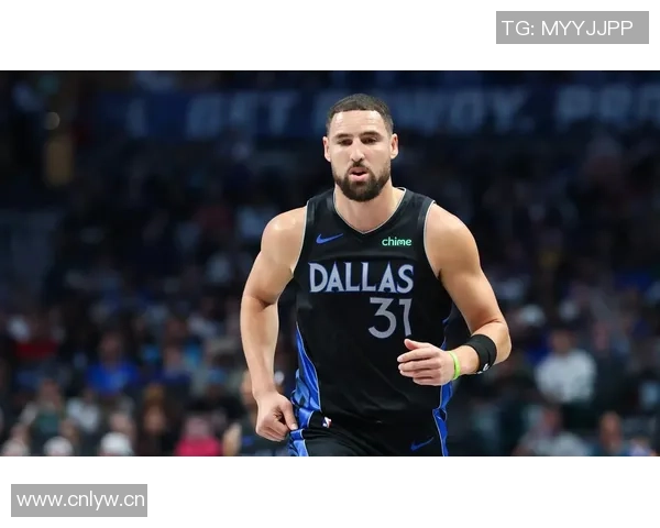 克莱三分球超越利拉德升至历史第四库里热情祝贺称赞杀手表现