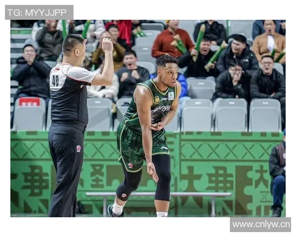 同曦官博庆祝祝铭震29岁生日并宣布今夏续约顶薪计划 同曦官博庆祝祝铭震29岁生日并宣布今夏续约顶薪计划